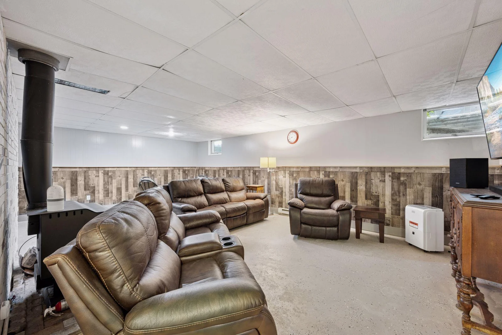 Huge Lower Level Great Room