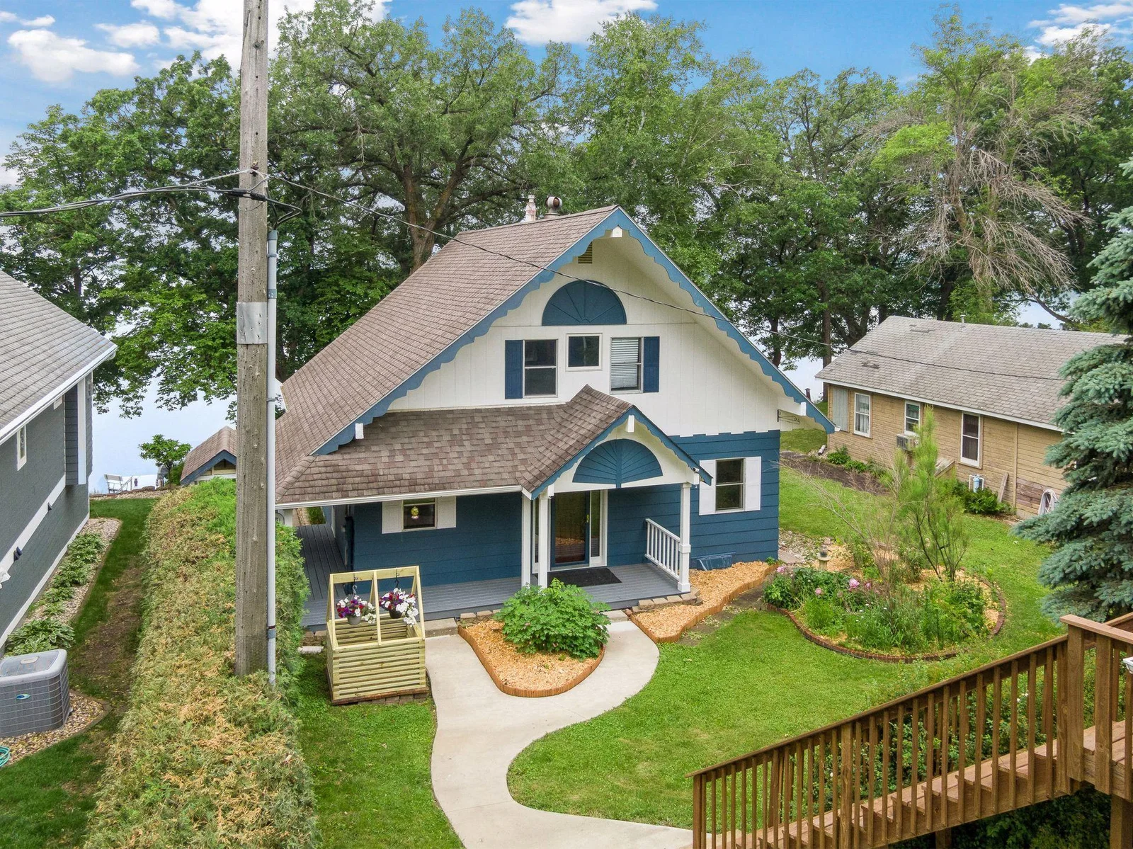 Lake Home Street Side - 0001.jpg