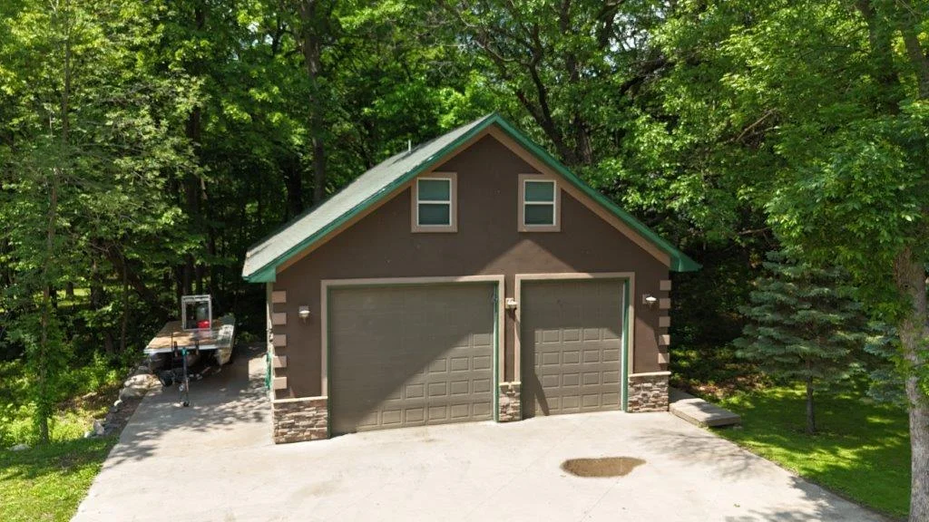 34x44 Heated floors and insulated 880 sq ft bonus roompole barn with