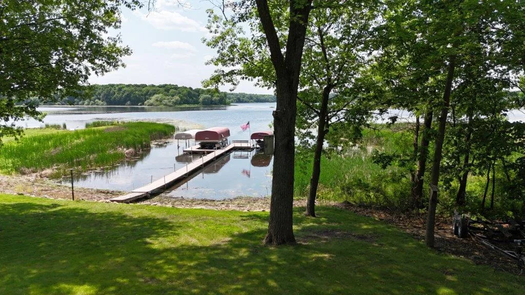 Access to 3000 acres of Chisago/Lindstrom/Center Lakes chain