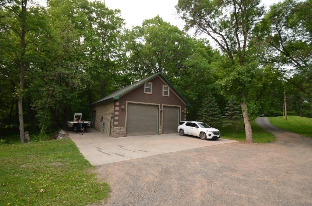 880 sq ft Bonus room above pole barn