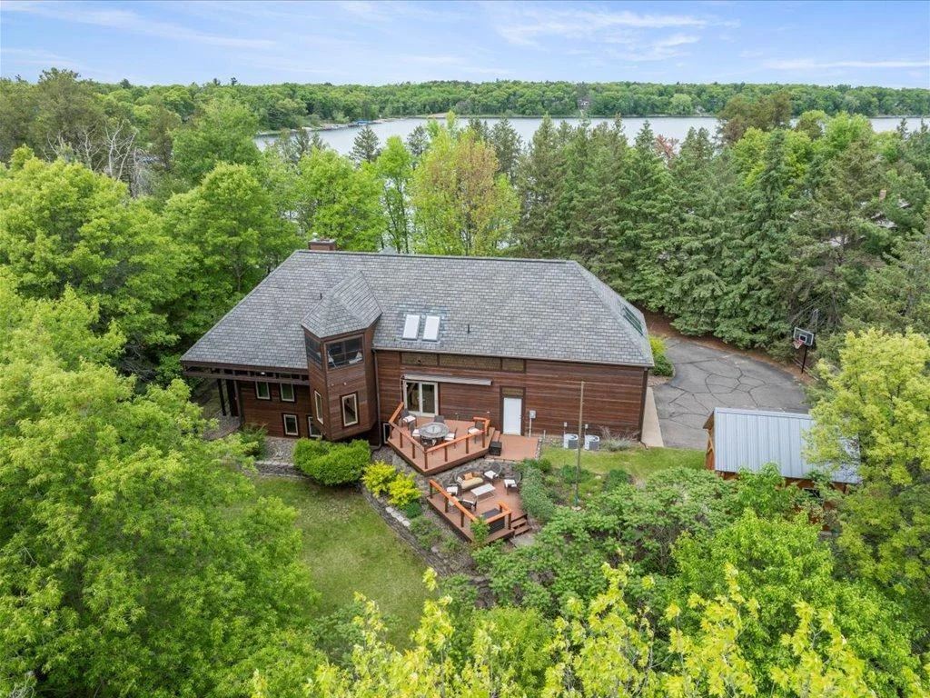 Photo 1 of 10047 Cove Pointe