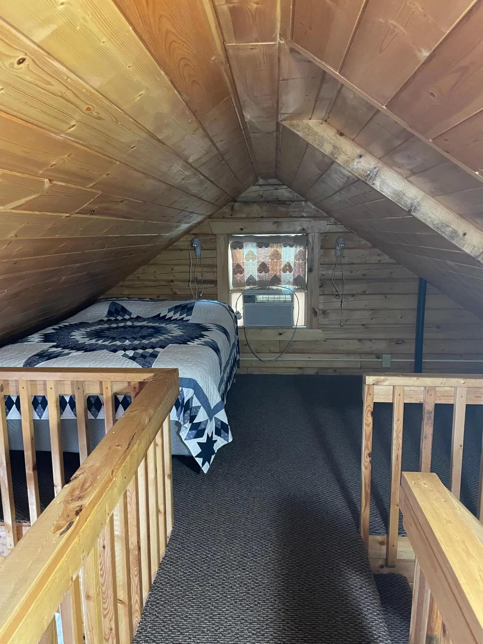 Cabin3.jpg