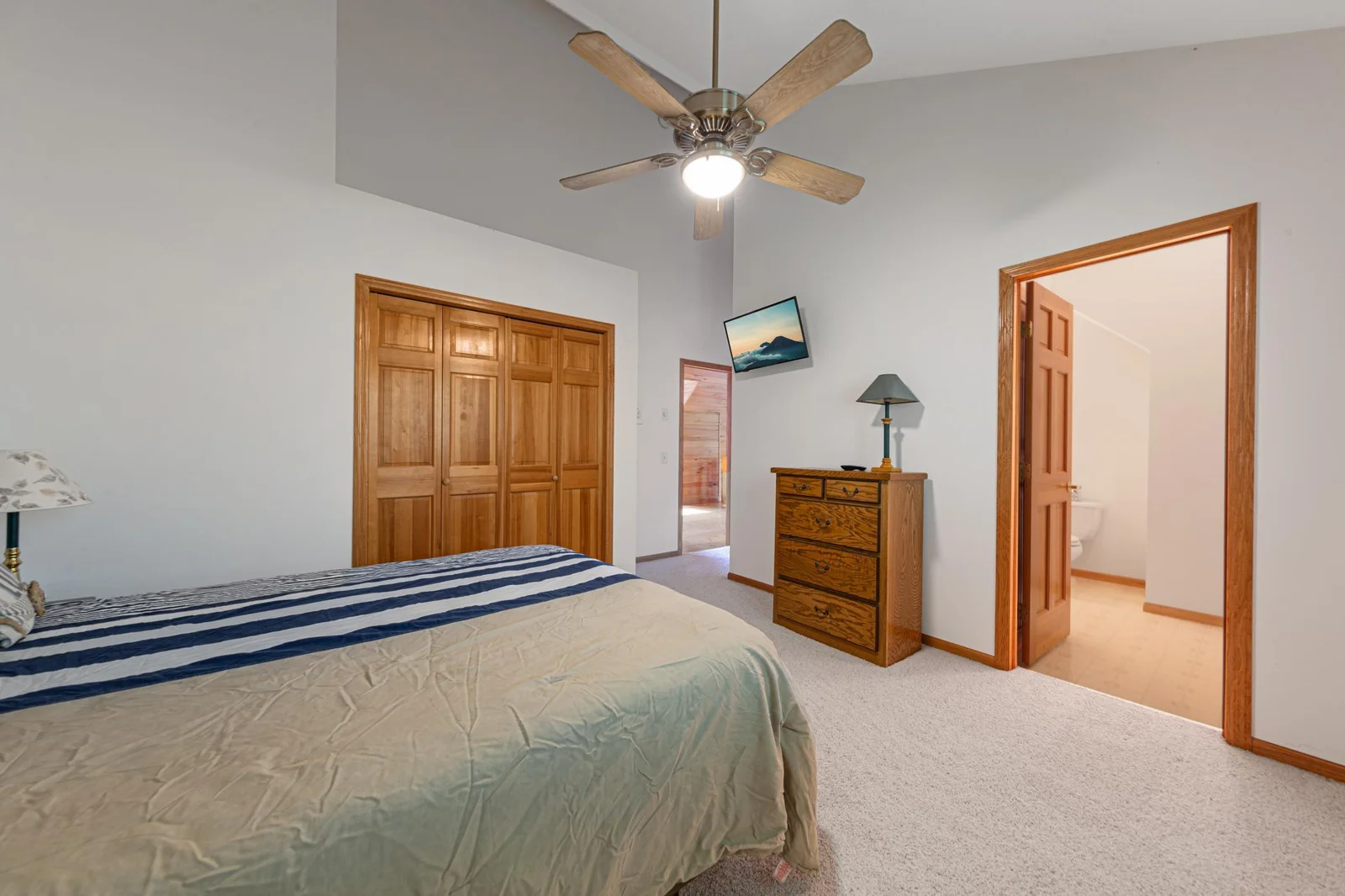 Upper Bedroom 3 Detail