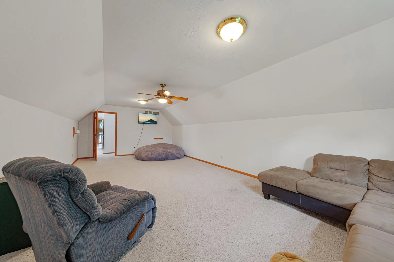 Upper Bonus Room