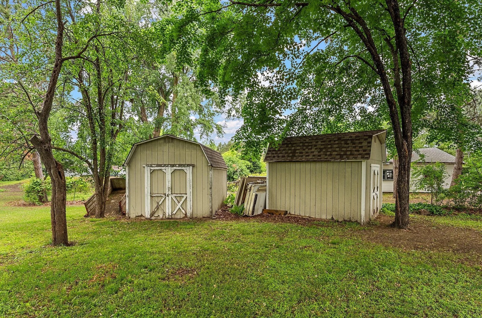 Home Storage Sheds for Yard Equipment