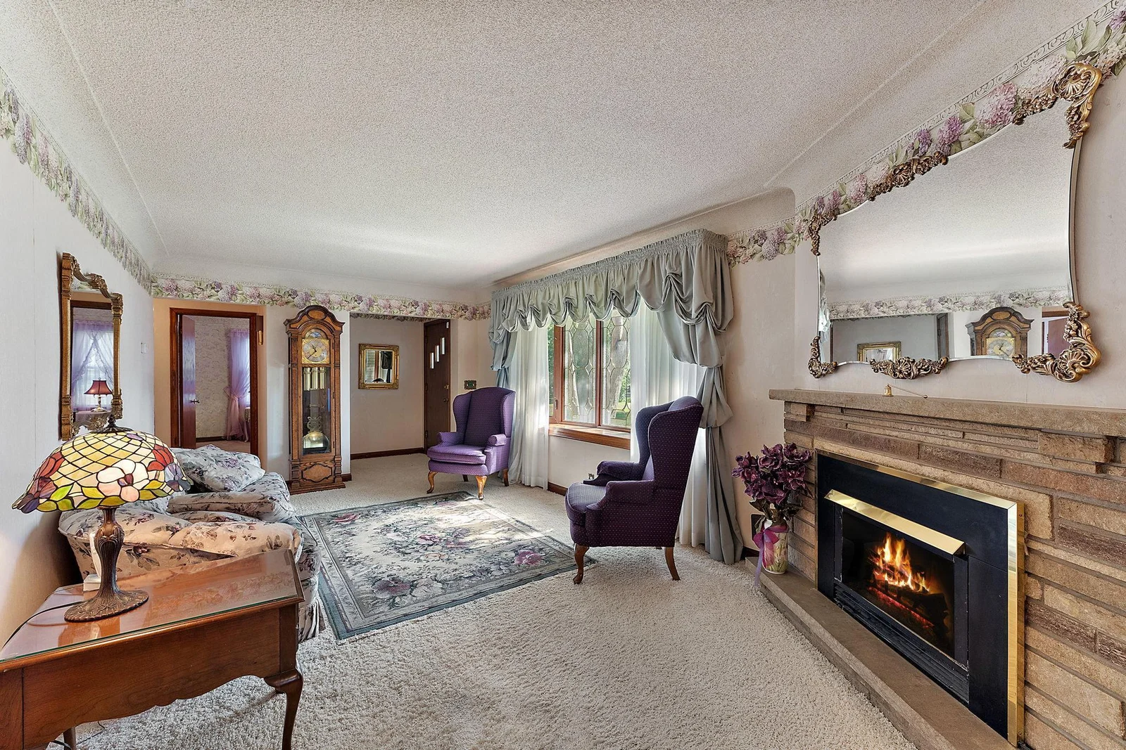 Fireplace on Main Living Room