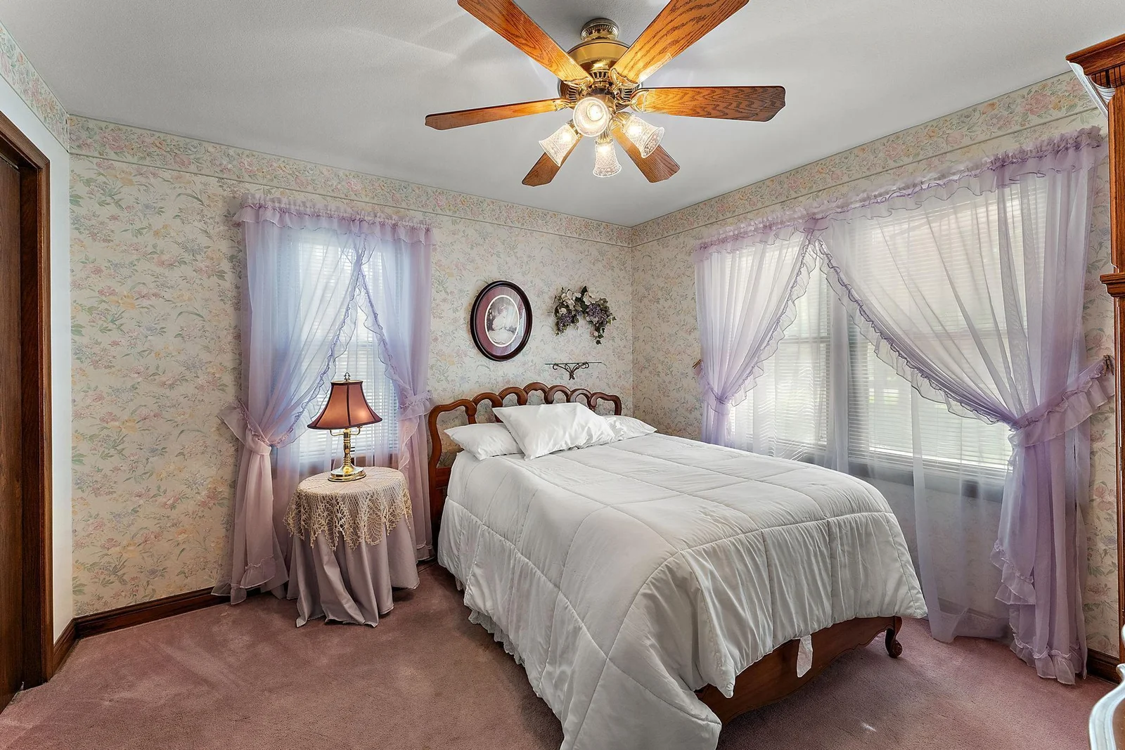Main Floor Bedroom 2