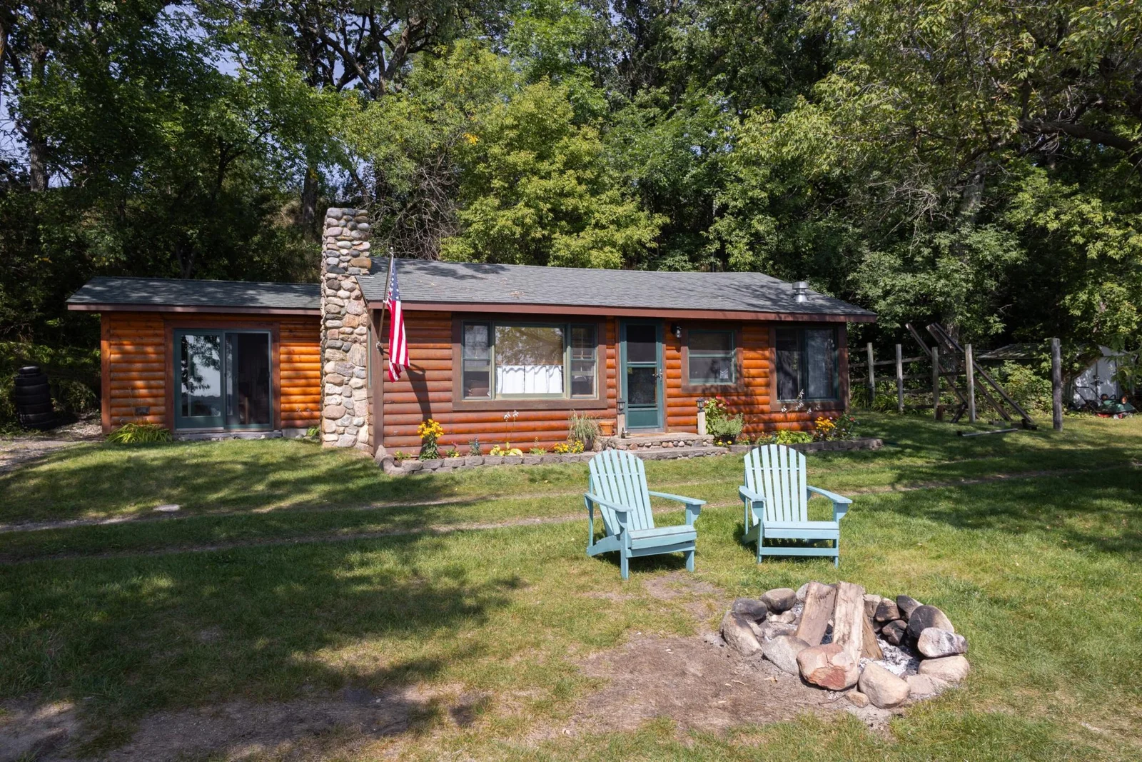 Photo 1 of 30587 Mikes