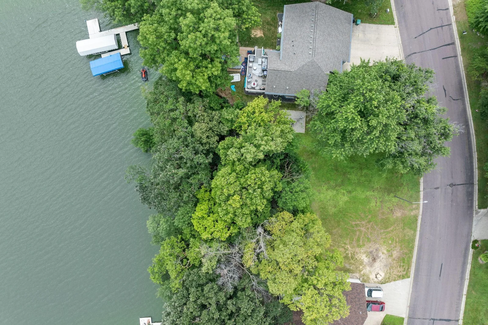 Photo 1 of 647 Shoreacres