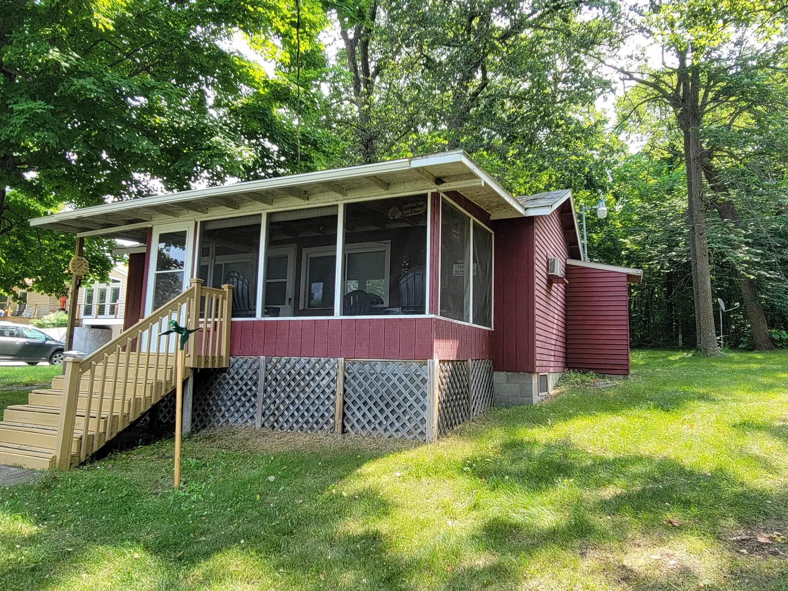 Photo 1 of 29501 Maplewood