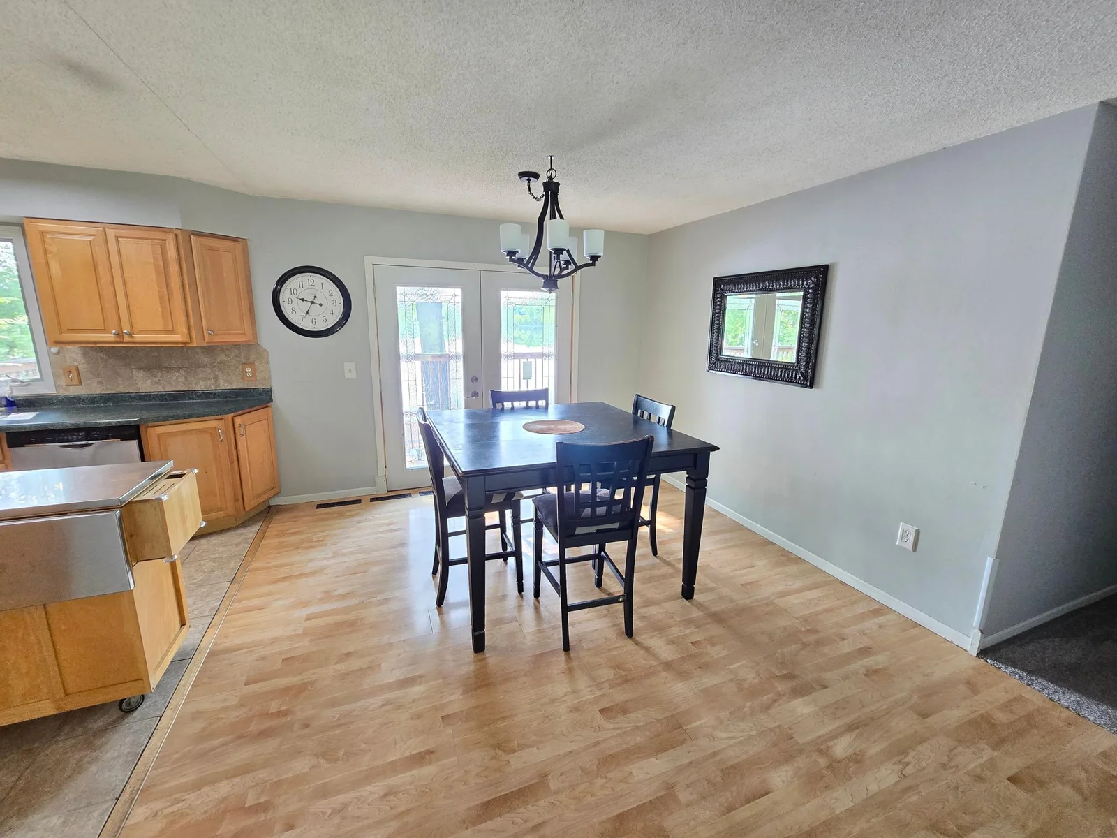 Need a large table in the dining room? No problem!