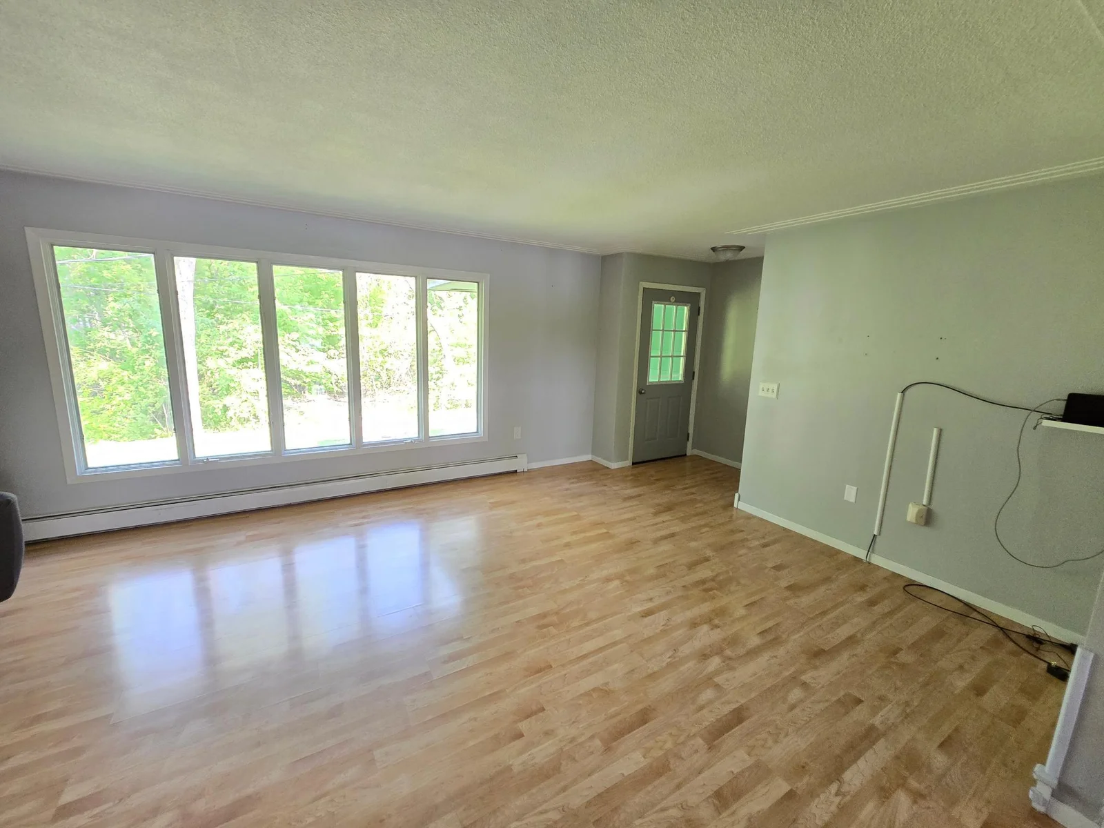 Updated flooring.