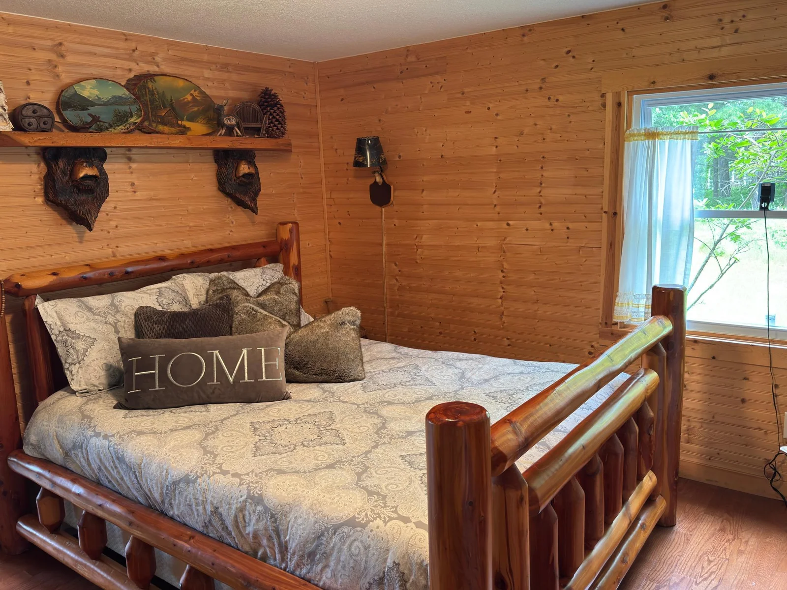 King size bed