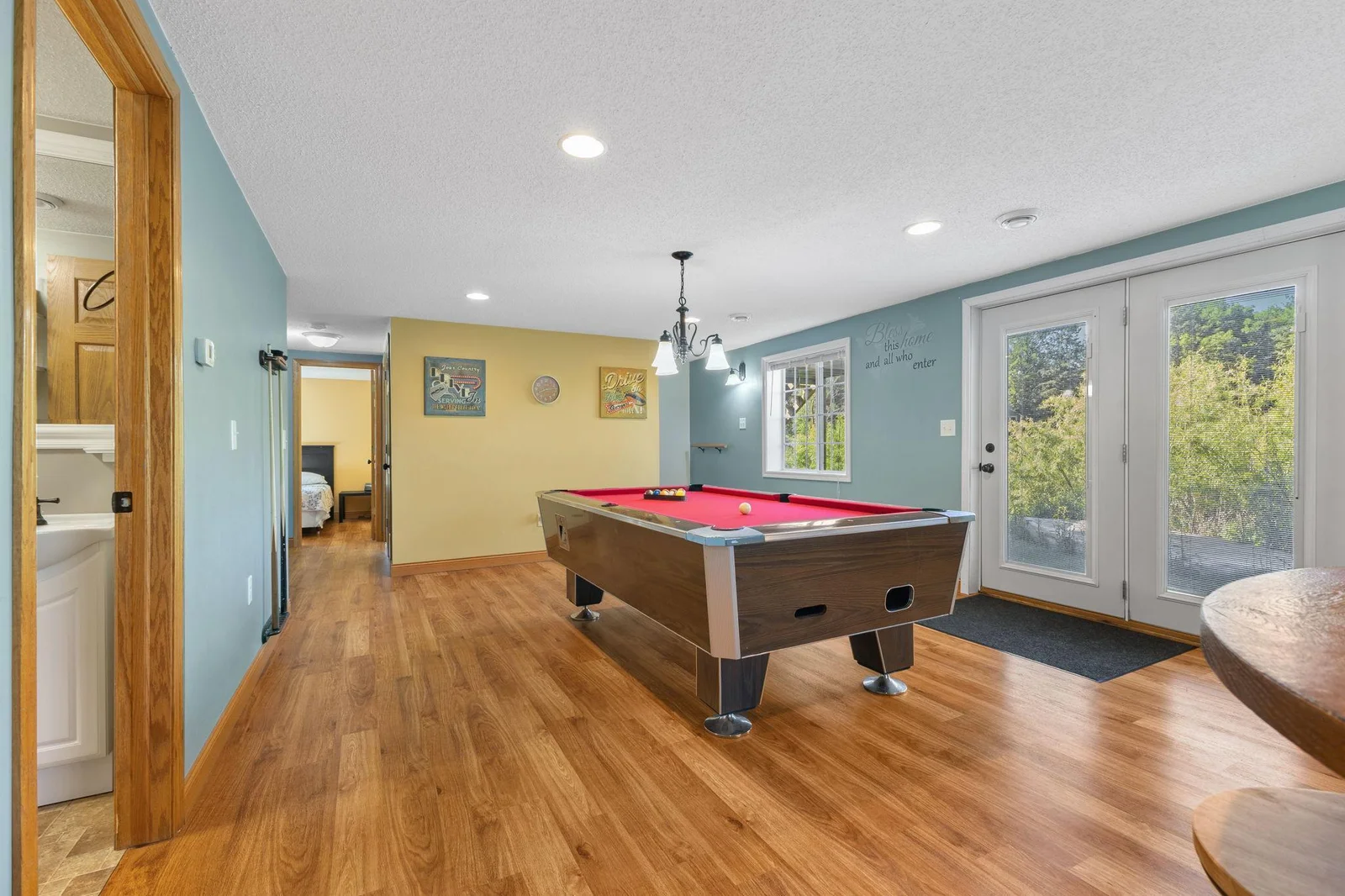 Plenty of room for entertaining and large groups.