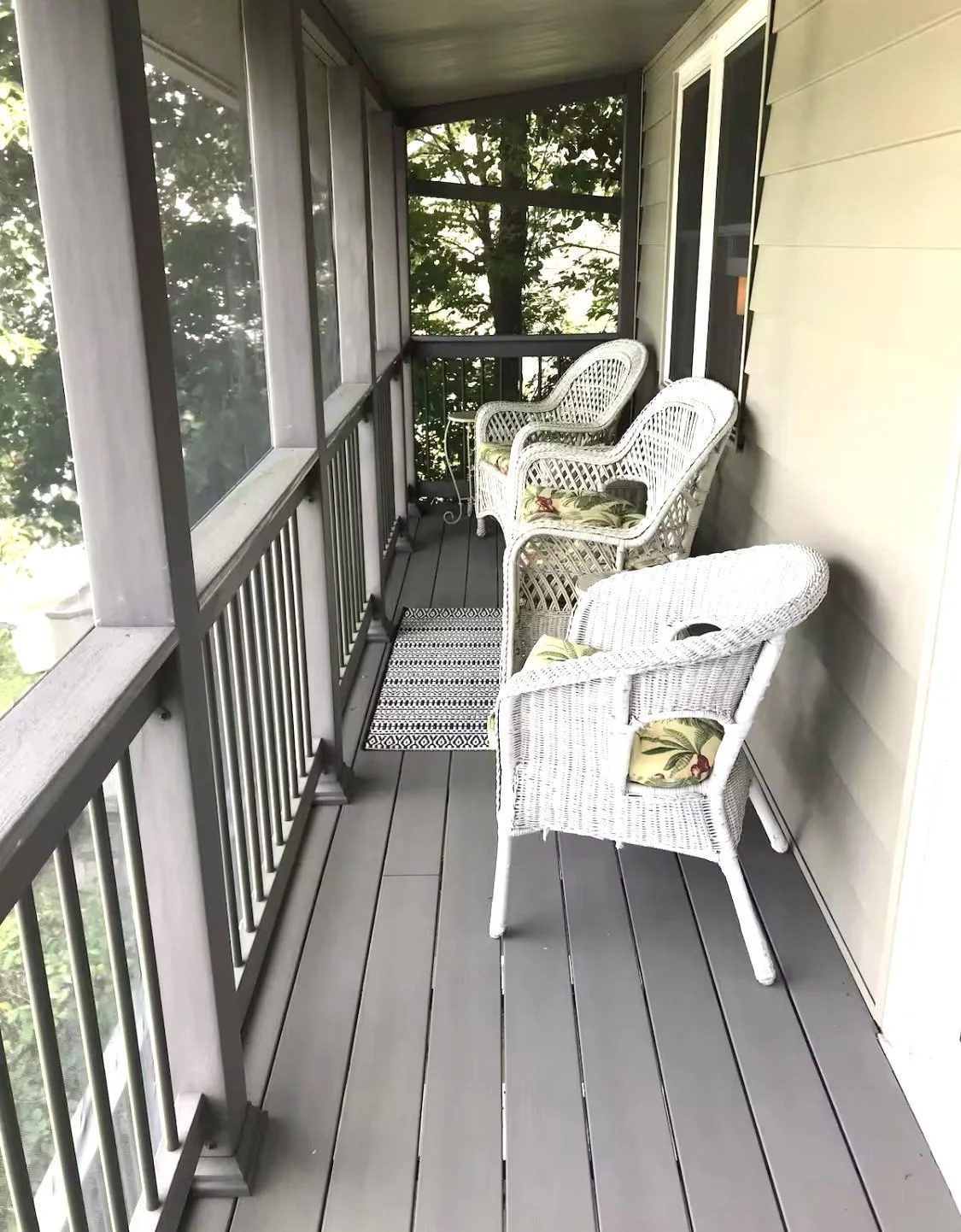 12 13394 Porch Up.jpg