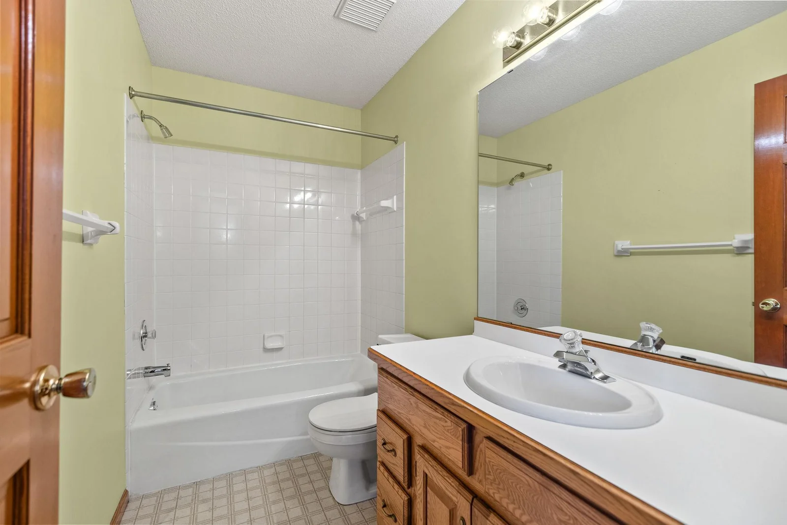 27-web-or-mls-6260 Wessel Ct (27).jpg