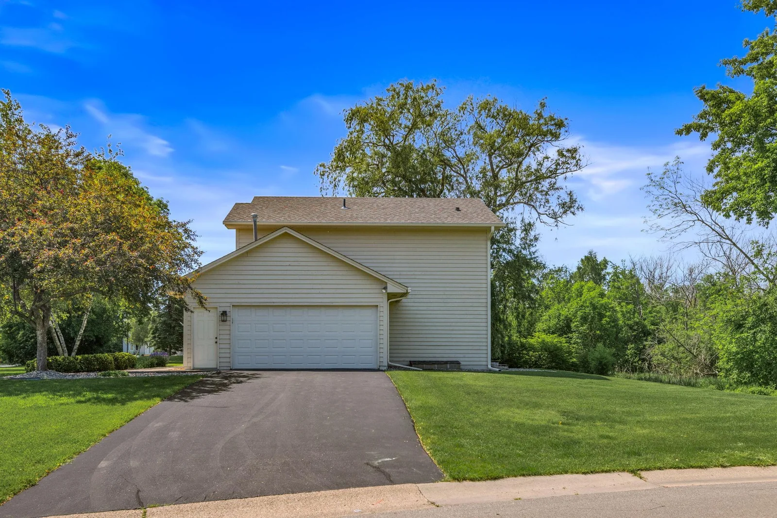 40-web-or-mls-6260 Wessel Ct (40).jpg