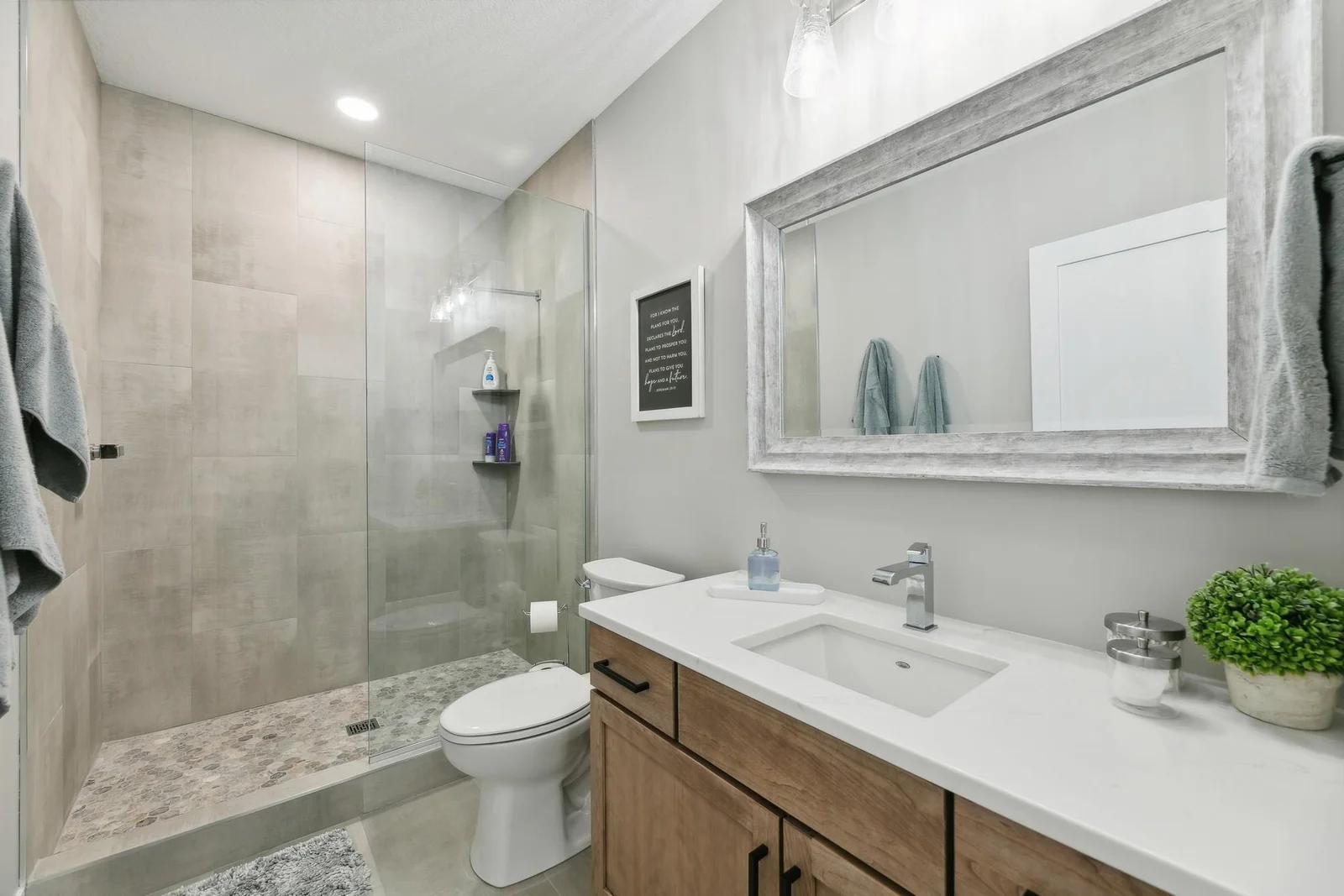 lower level bath