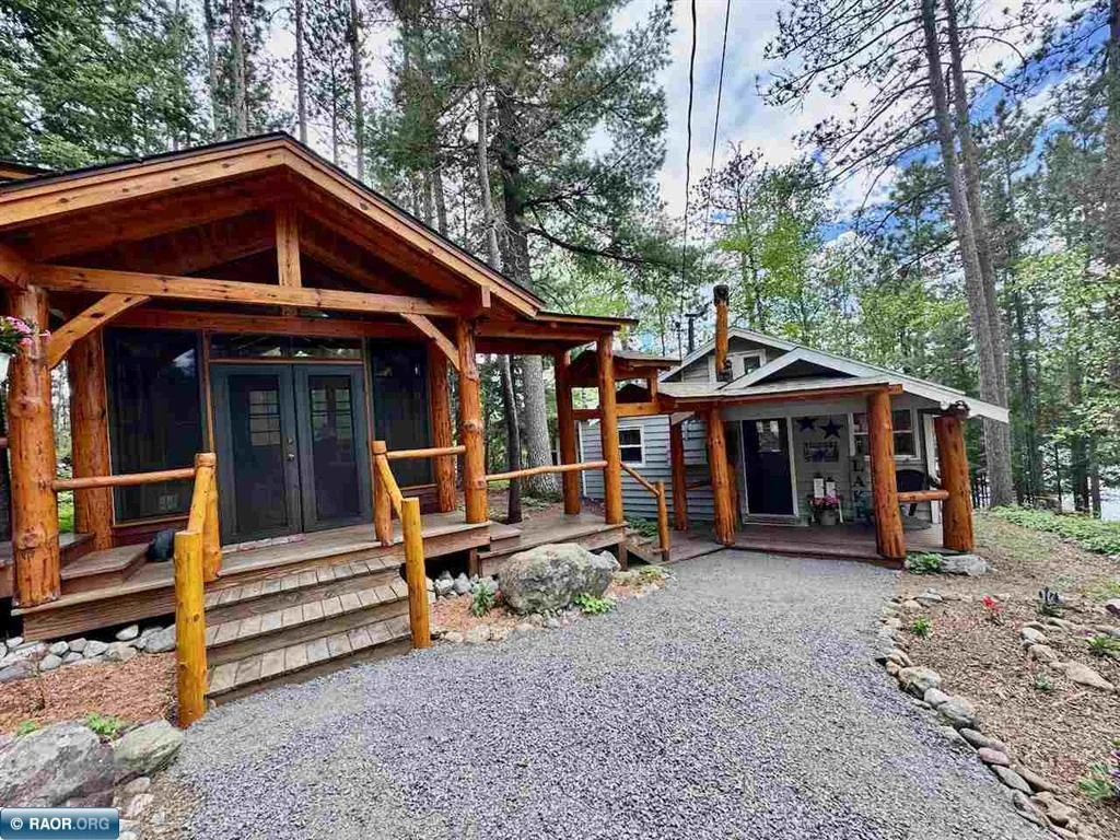 Post & Beam Breezeway