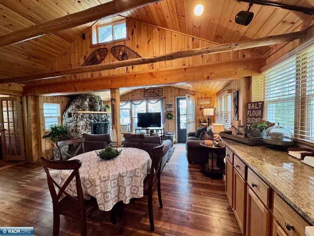 Cozy Cabin