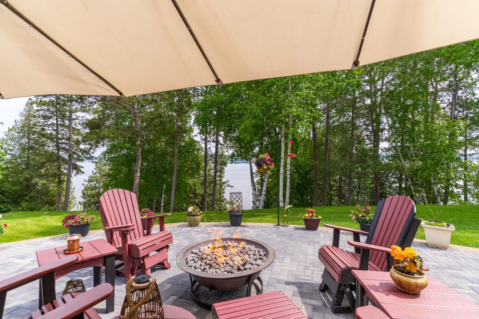 Main Level Patio with Built-In Gas Fire Pit.jpg
