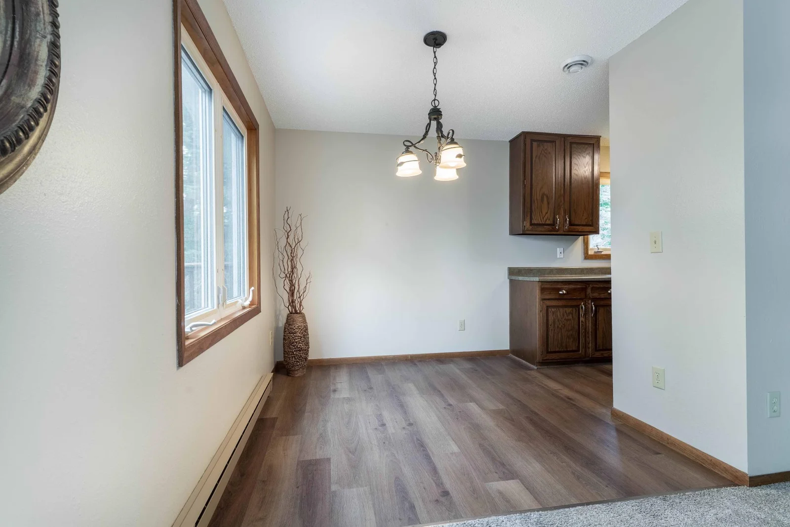 Informal dining - plank flooring