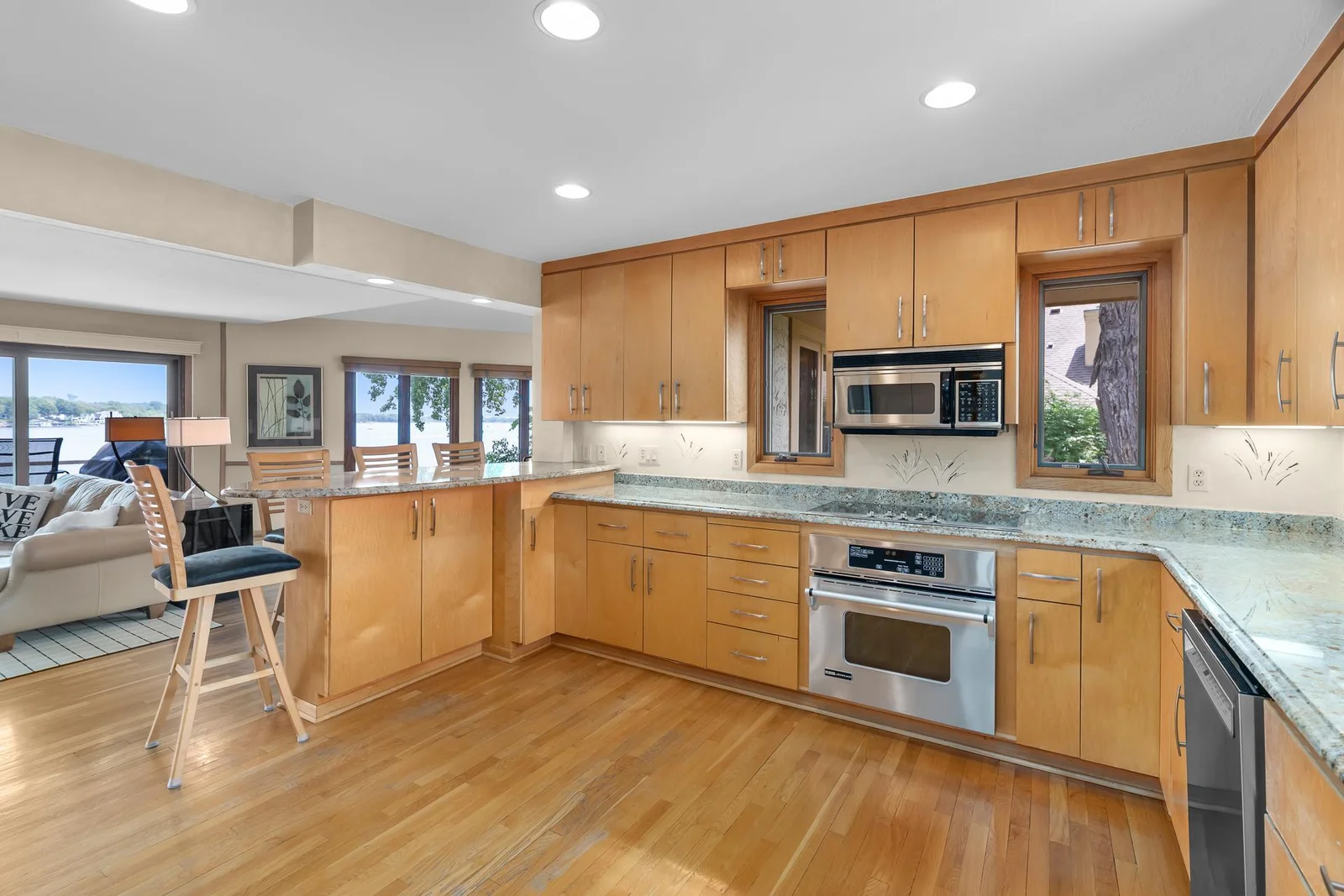 4646 Lords St NE MLS-42.jpg
