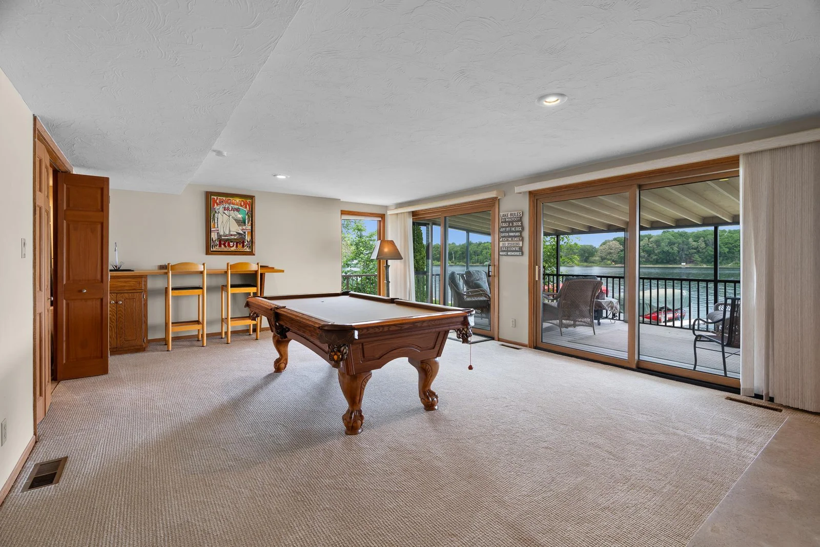 4646 Lords St NE MLS-72.jpg
