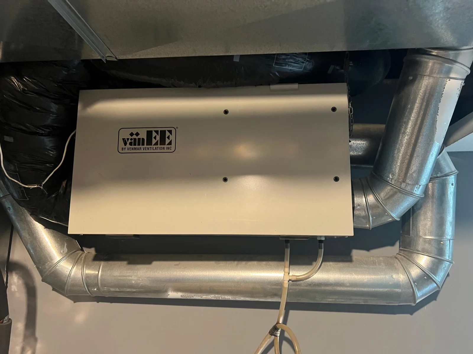 AIR EXCHANGER