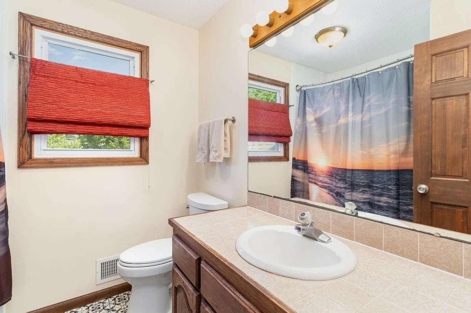 Full Bath on upper level