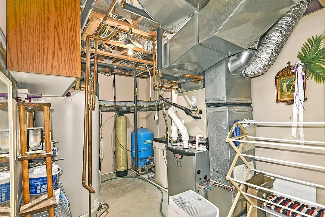 7458 39th Ave NE Garfield, MN  Utility and storage room
