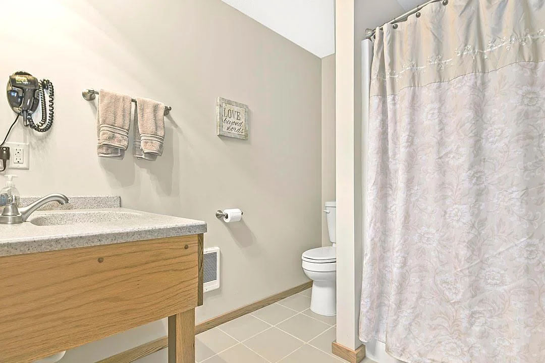 7458 39th Ave NW, Garfield, MN  private 3/4 bath
