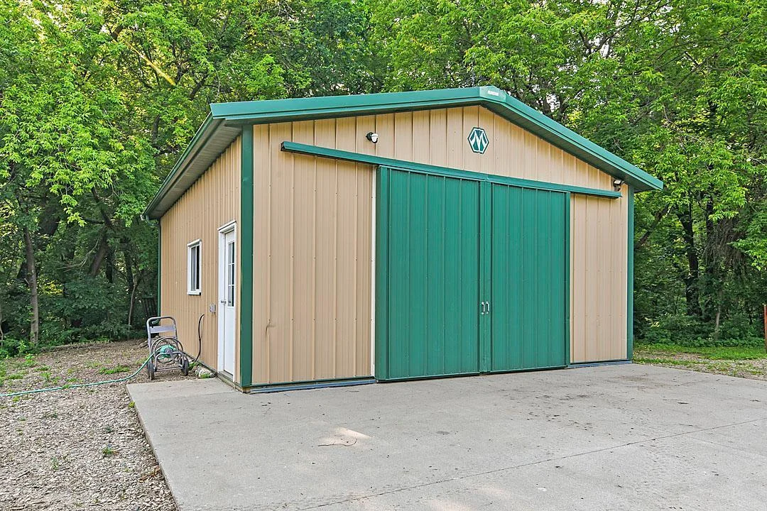 7458 39th Ave NW, Garfield, MN Morton Building with concrete floor and electric.