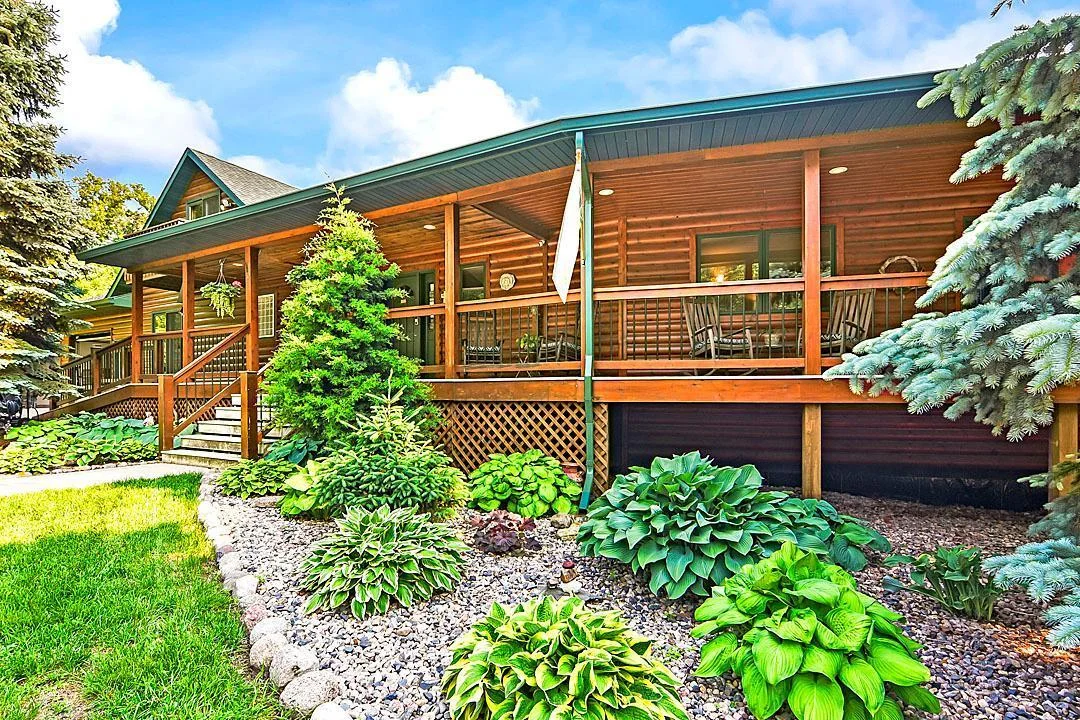7458 39th Ave, Garfield, MN   the perennials are plentiful and well established.