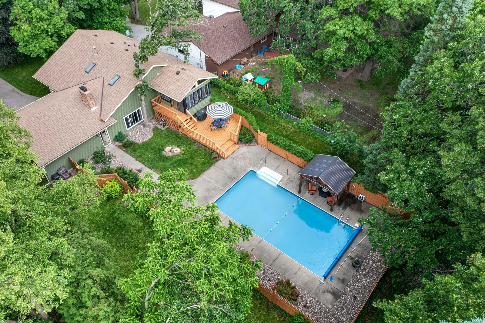 Fully-fenced backyard with gates