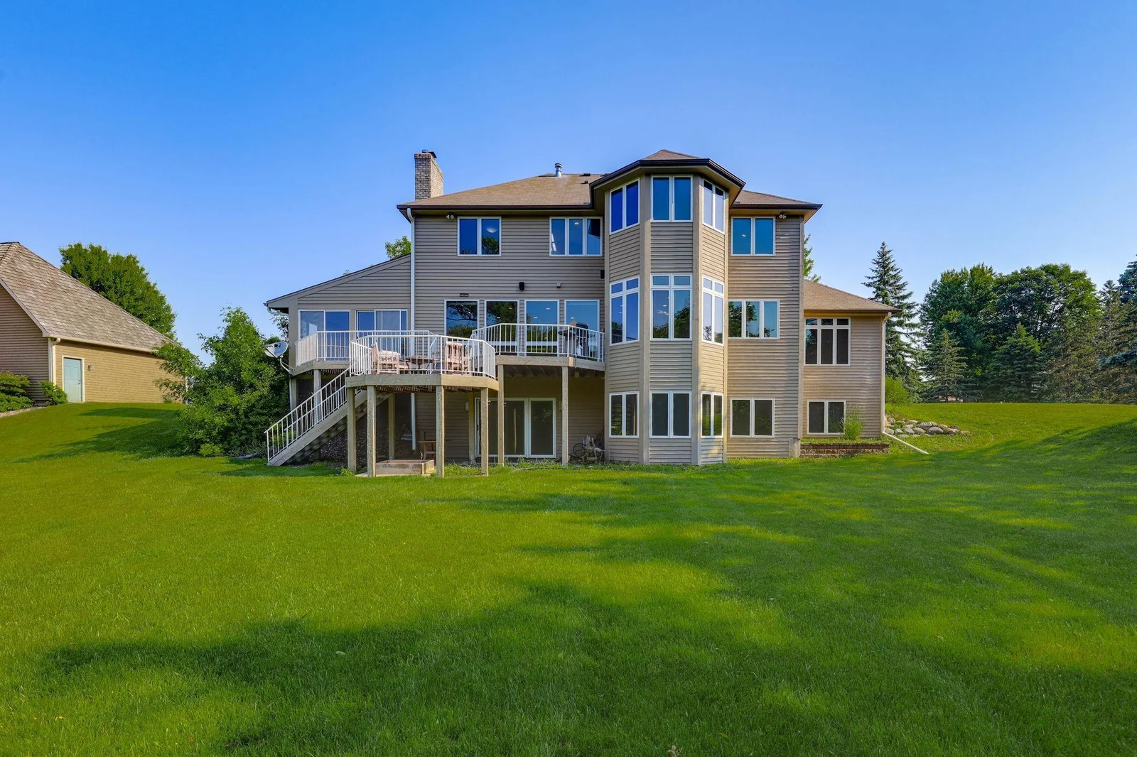 53-web-or-mls-18715-24th-Ave-N-53.jpg