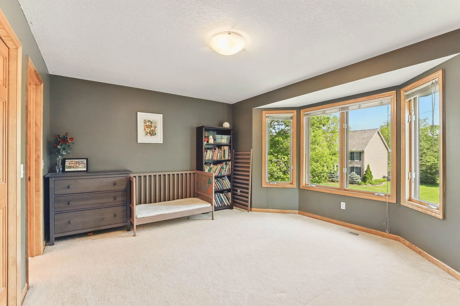 42-web-or-mls-18715-24th-Ave-N-42.jpg