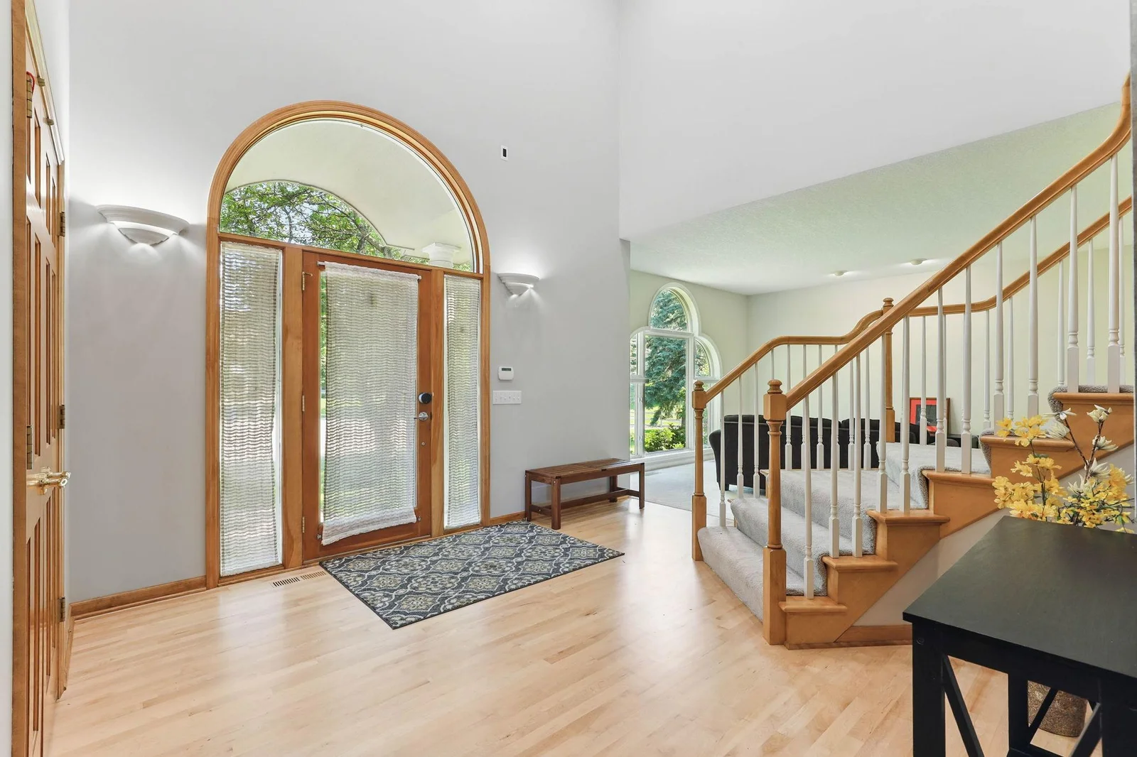 4-web-or-mls-18715-24th-Ave-N-04.jpg