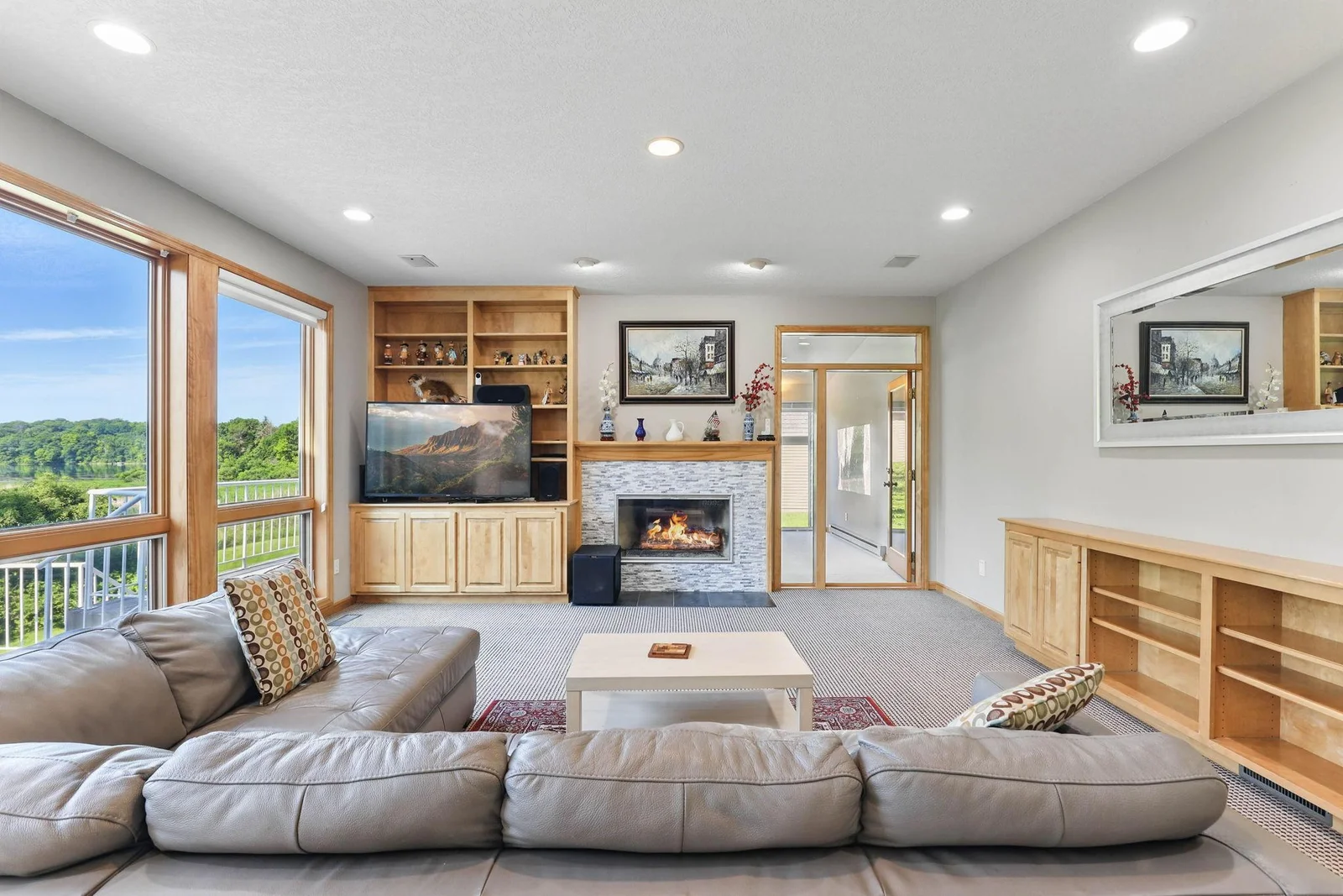 16-web-or-mls-18715-24th-Ave-N-16.jpg