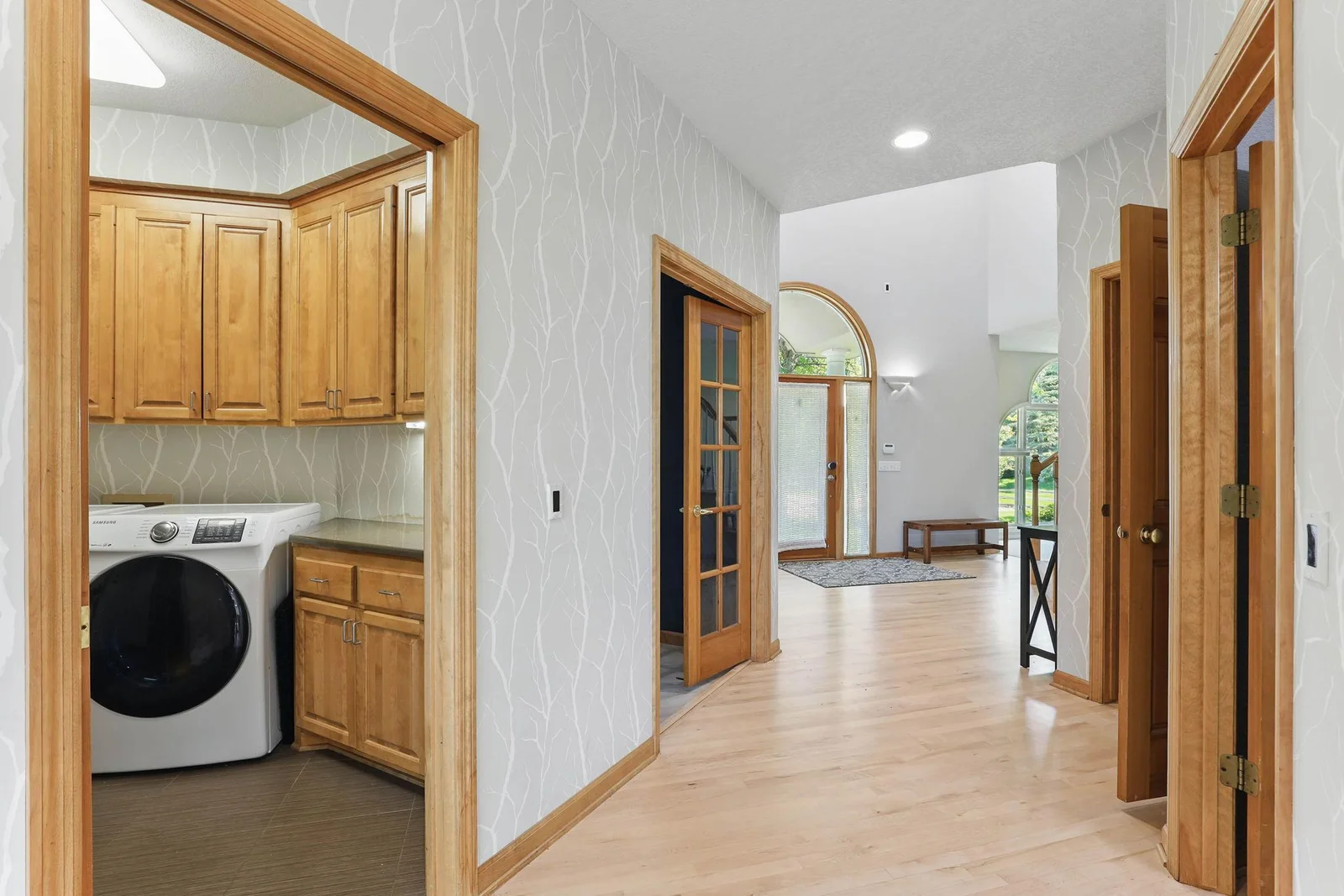 21-web-or-mls-18715-24th-Ave-N-21.jpg