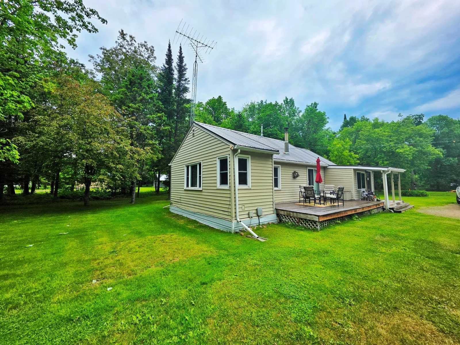 33312 Scenic Highway, Bovey