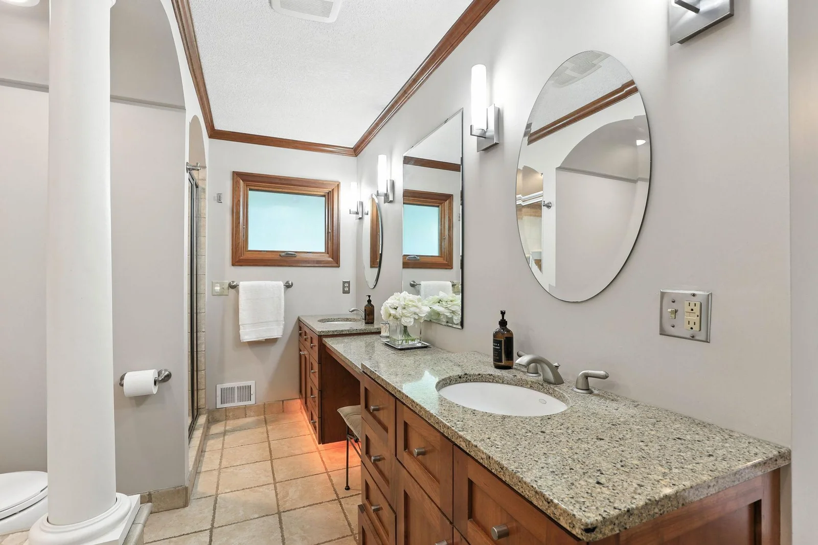 Primary Bath- main.jpg