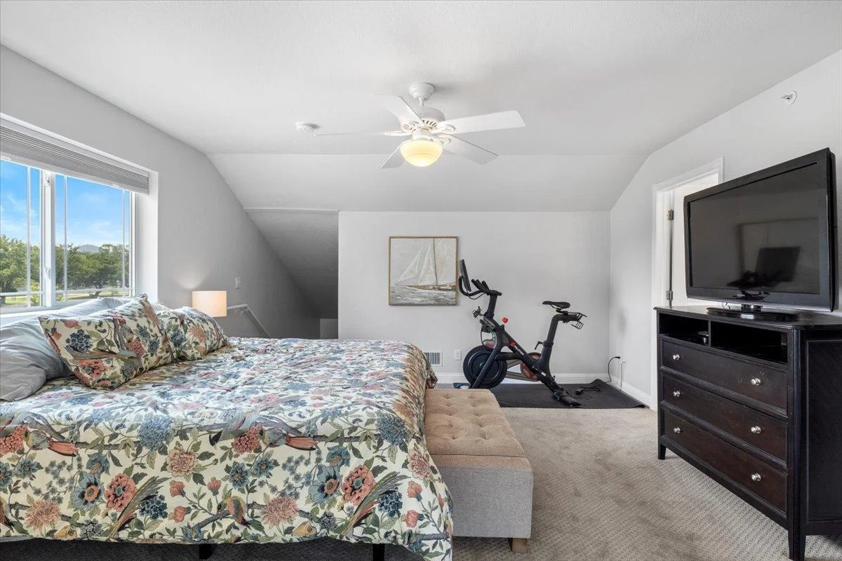 Bedroom 2 - 2nd Floor