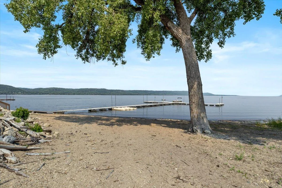 Access to Beach & Dock in front of Condo