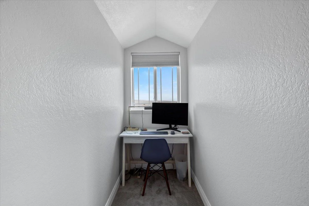 Bedroom 2 Nook