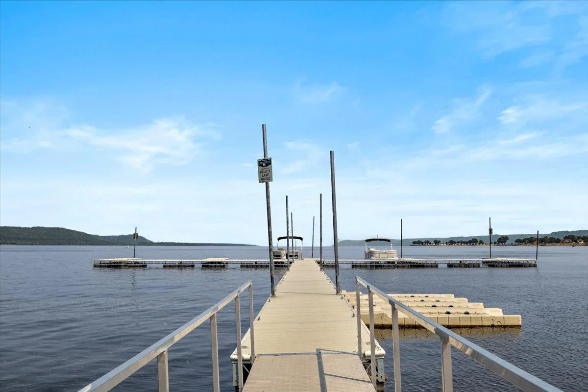 Dock