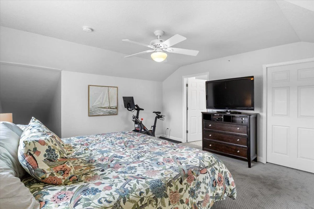 Bedroom 2 - 2nd Floor