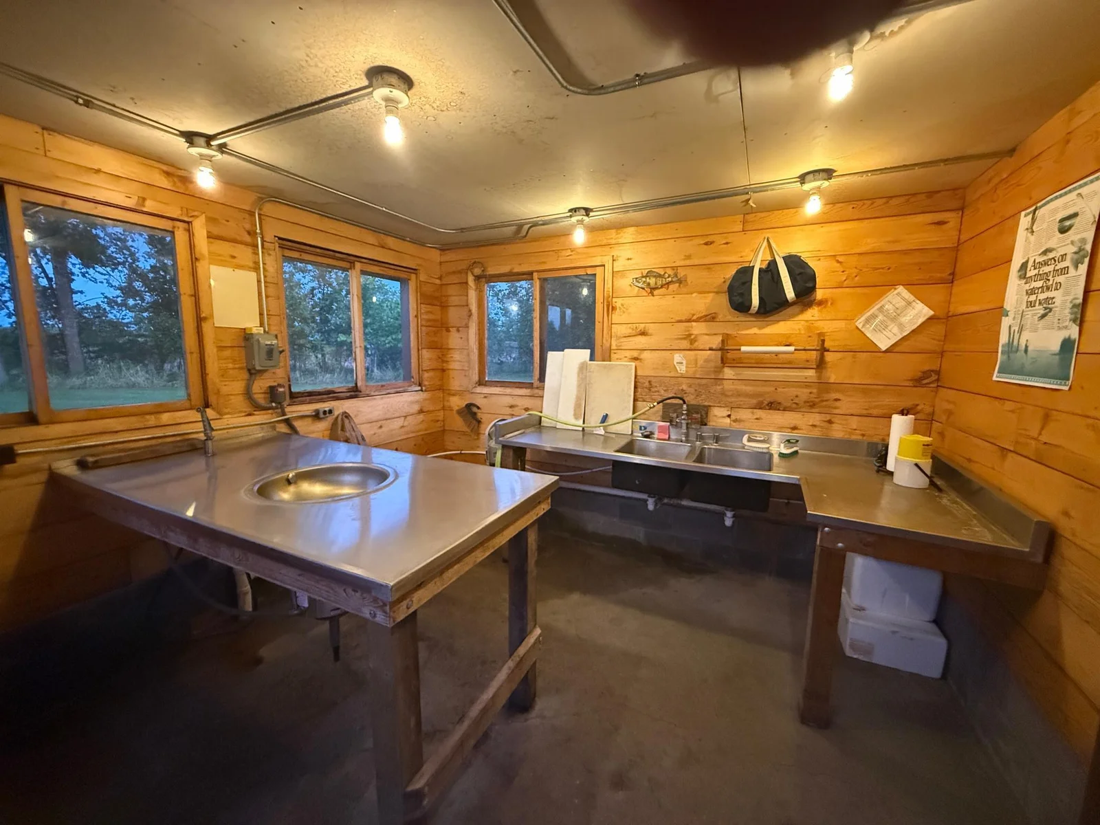 fish cleaning shack