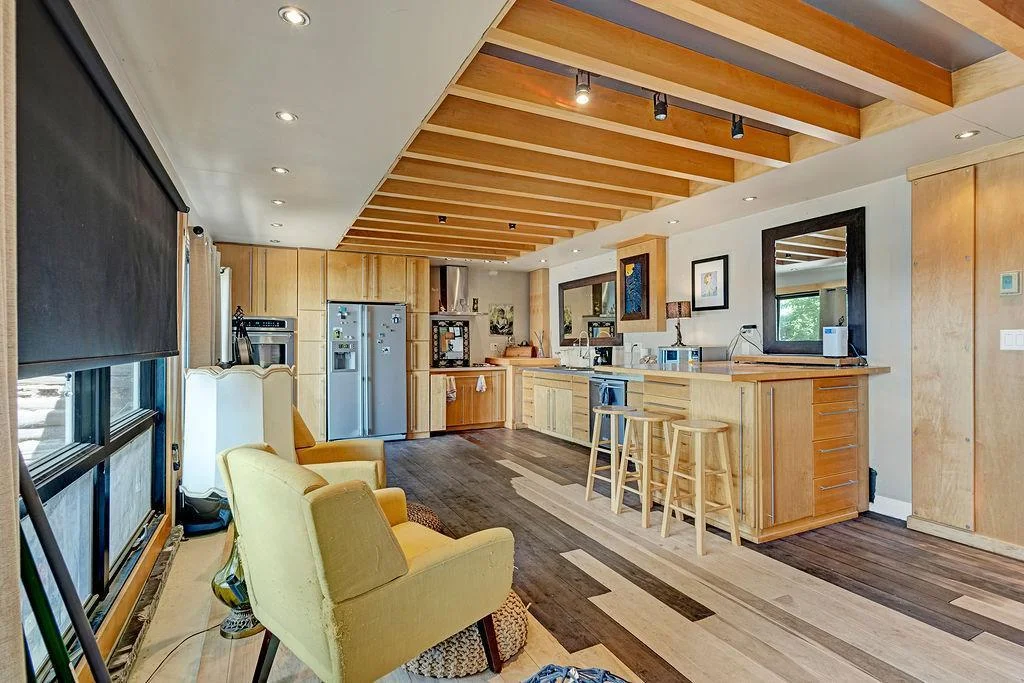 5238406thStreet-19.jpg